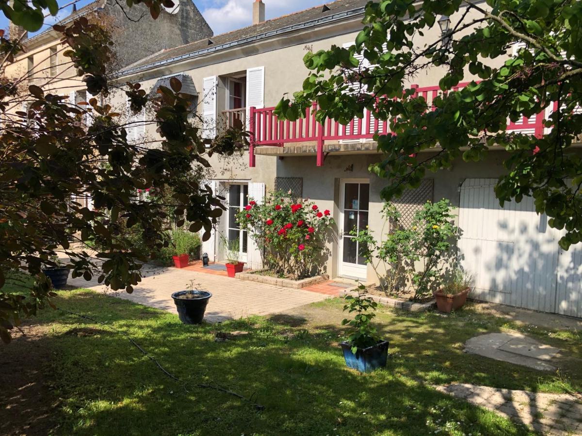 Le Chai De La Rose Spa Et Seances Bien Etre Doue-la-Fontaine Ngoại thất bức ảnh